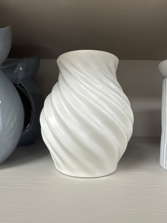 White Ceramic Swirl Burner